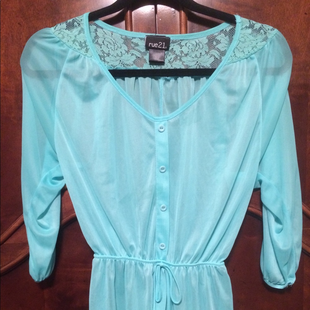 rue21 3/4 sleeve sea foam green sheer top